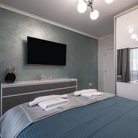 Aria Luxury Apartmet דירה וארנה